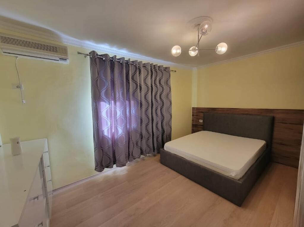 Apartament 1+1 per qira, Pazari i Ri