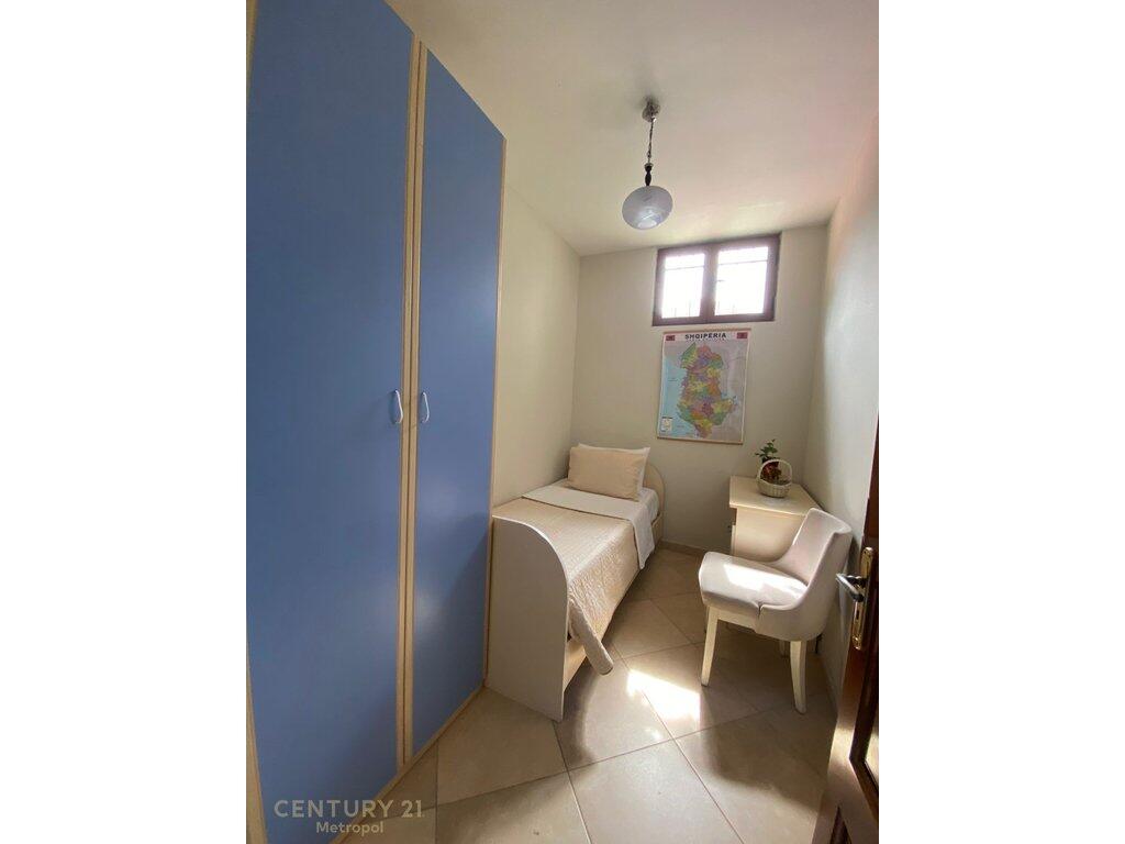 🏡 Jepet me qira shtëpi private 1-katëshe – ideale për familje ose individë
