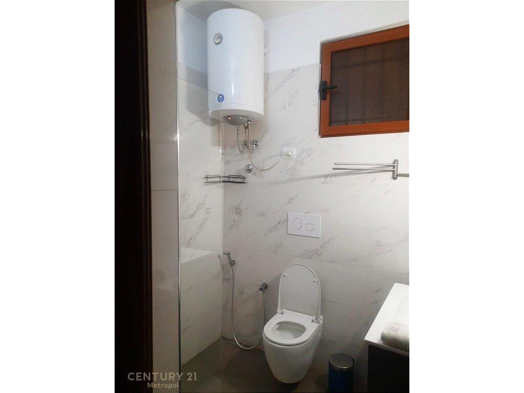 🏡 Jepet me qira shtëpi private 1-katëshe – ideale për familje ose individë