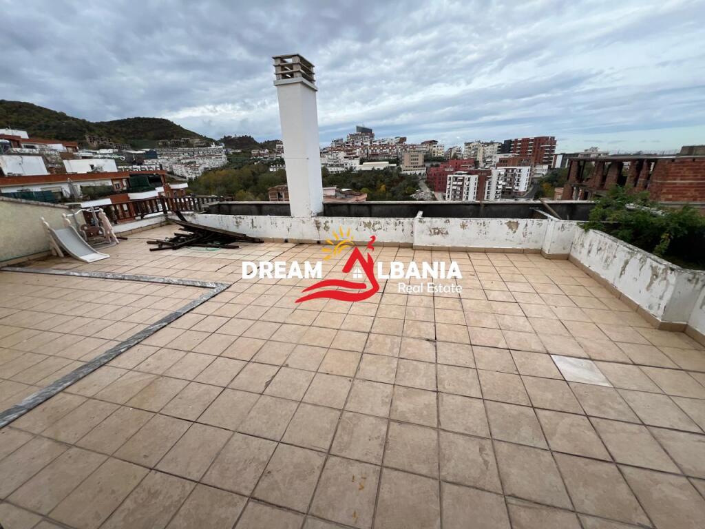 Apartment 2+1+2 WC+Veranda for Rent near the Botanical Garden, near the Mosque in Tirana (ID 42215072)
