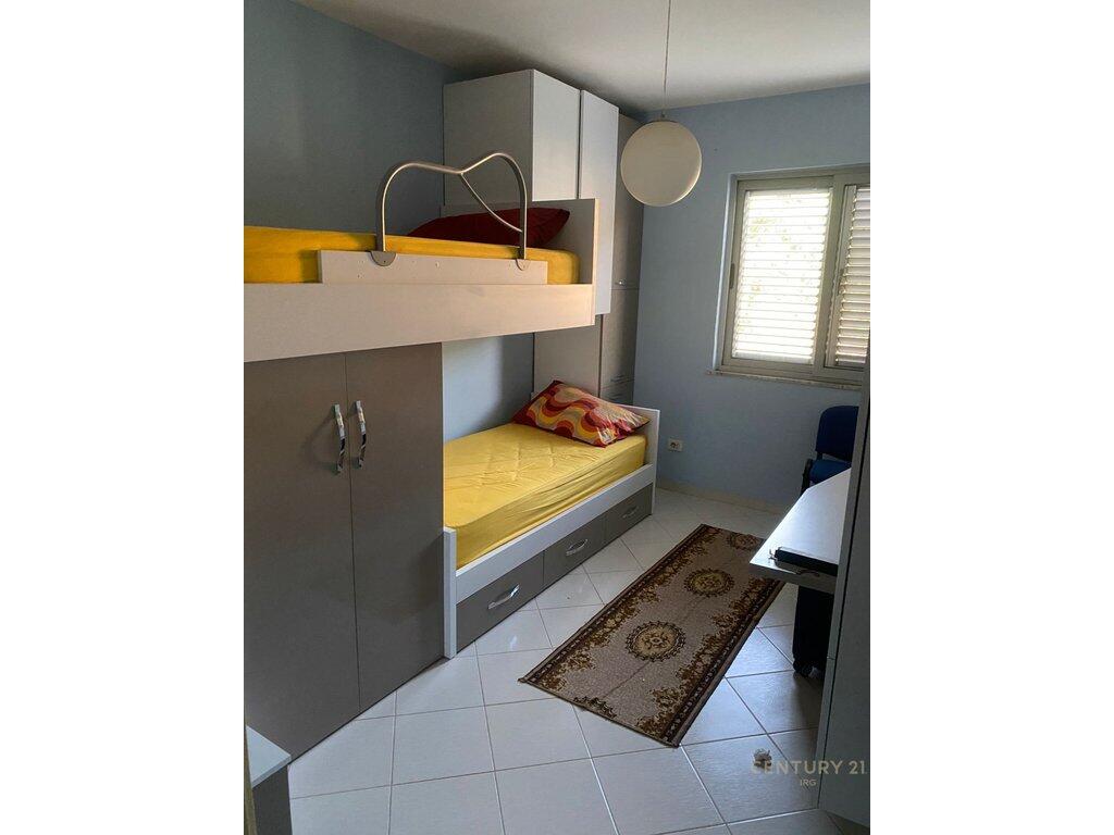 Apartment 2+1+2 for rent in Fresk