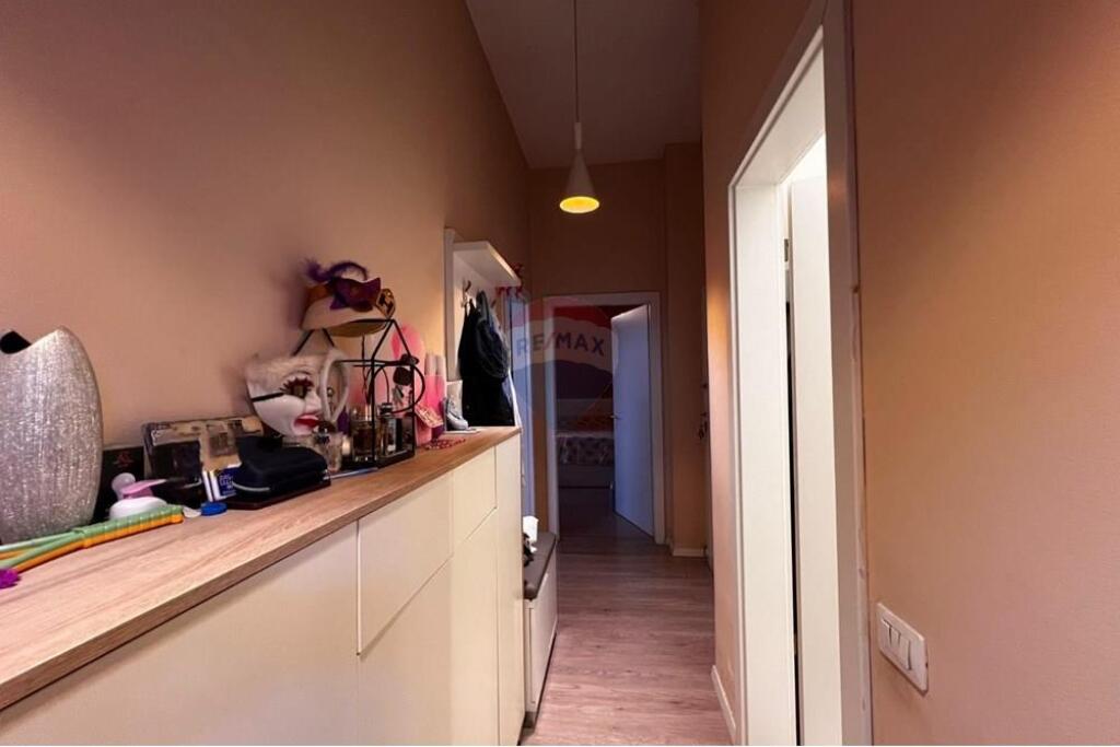 Apartament 2+1 ne shitje, Kompleksi Kontakt 21 dhjetori