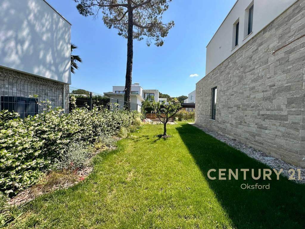 🏡 Individual Villa with Private Pool for Sale | Exclusive “San Pietro” Residence – Pure Coastal Luxury!