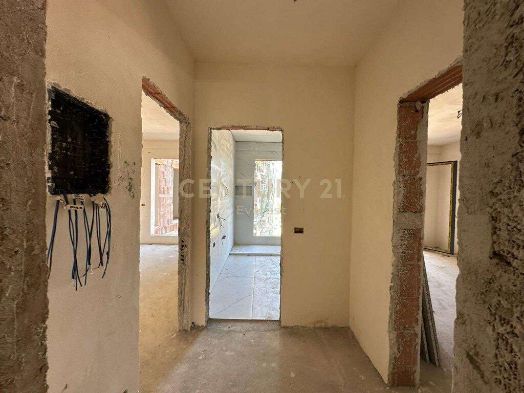 🏠 1-Bedroom Apartment for Sale | Near Former Train Station, Tirana