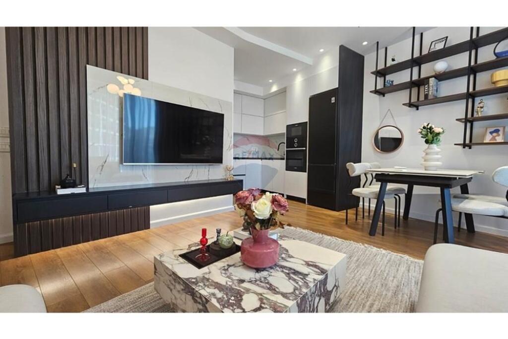 Apartment 2+1 for rent at Lake View