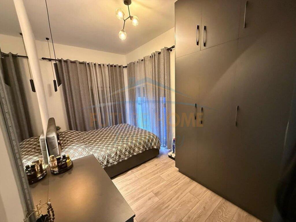 For sale, 2+1 Apartment, Mangalem Complex, Tirana.