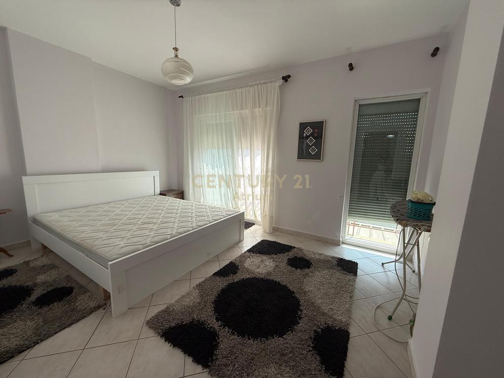 🏡 Apartament 2+1 me Qira | Ish-Dogana – Tiranë