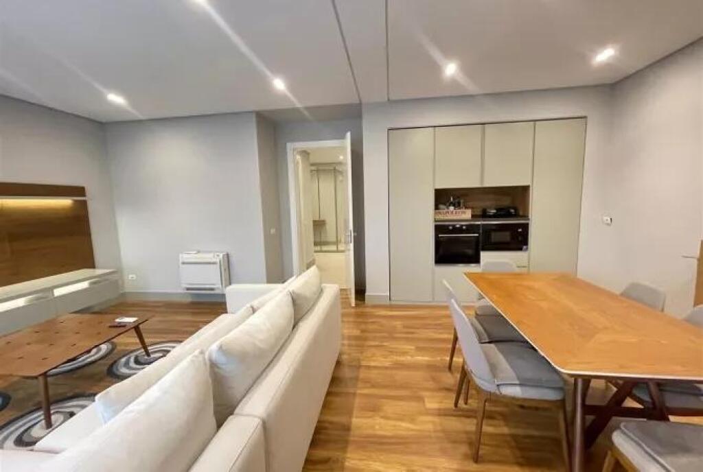 🏡 Modern Apartment for Rent – 2+1+2 with 2 Balconies 📍 Residence near TEG  💶 Price: 1,200€ (administration included)
