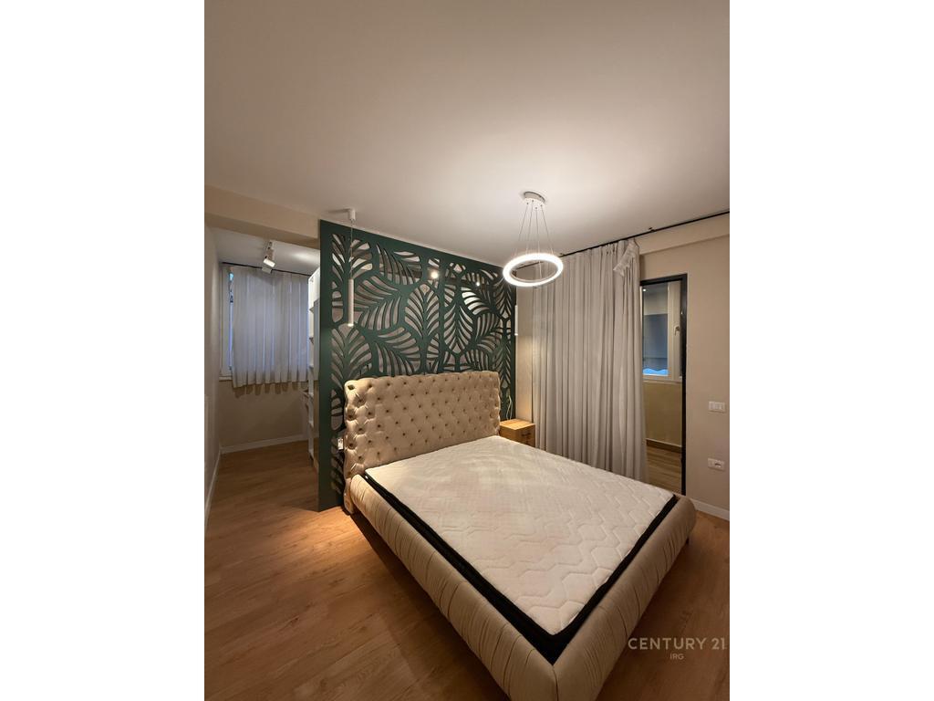  2-Bedroom + 2 Bathrooms Apartment for Sale | Near Shkoza Roundabout – Tirana