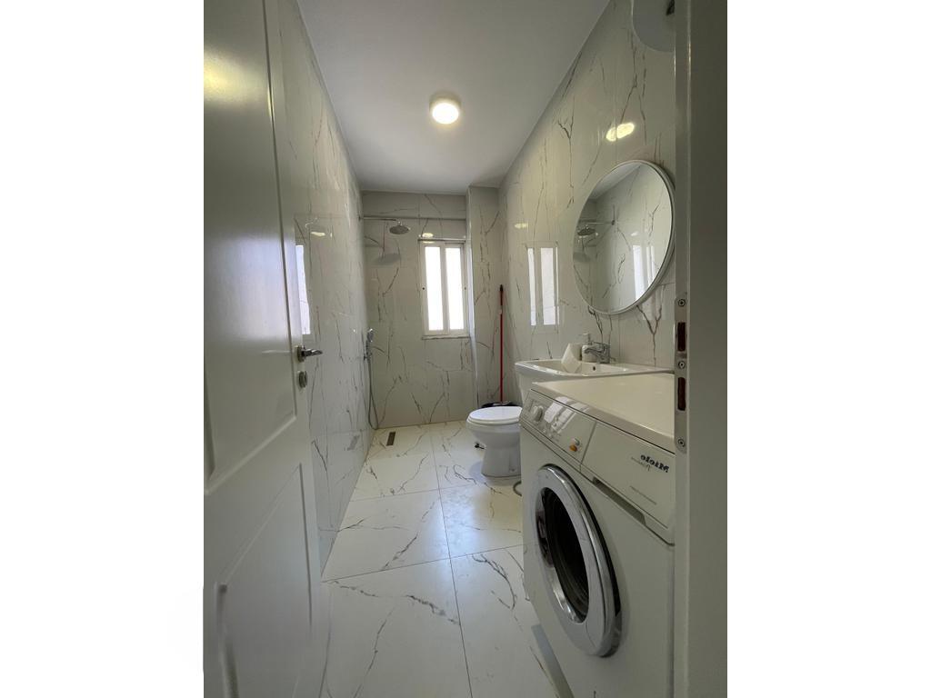 Pazari i Ri, Appartamento 1+1! 600 € /Mese