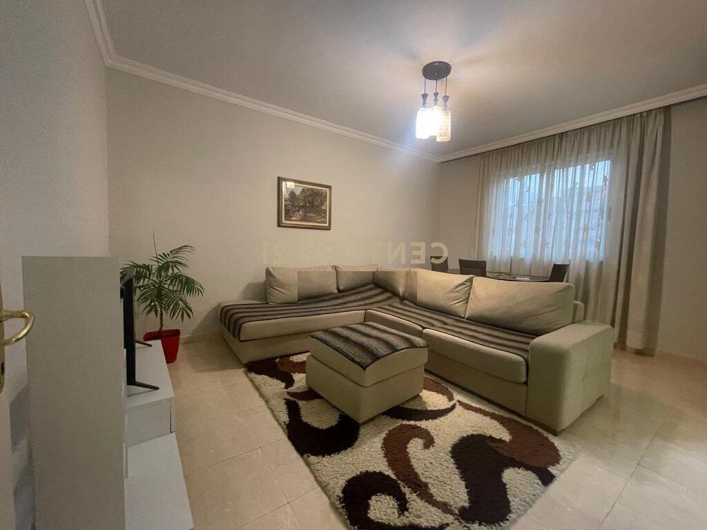 APARTAMENT 1+1 PER QIRA TEK RRUGA "IRFAN TOMINI" 450 € /Muaj