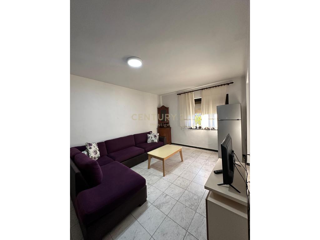 🏡 Jepet me qira apartament 2+1 – Rruga Bardhyl