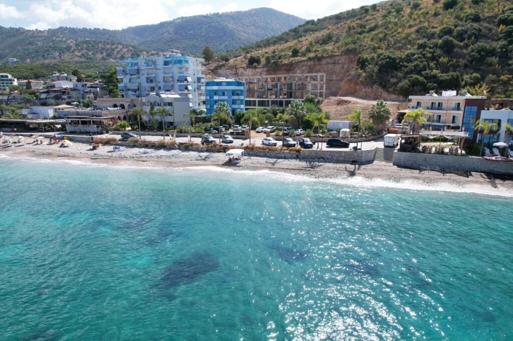 Appartamento In Vendita A Himare