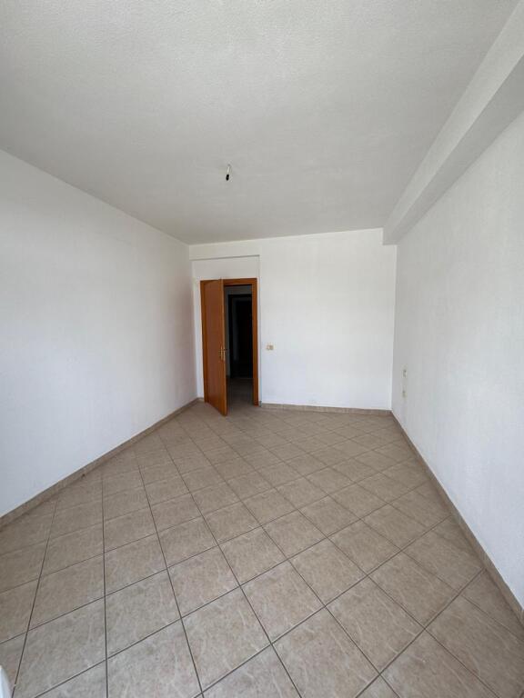 Apartment 2+1 for Sale Unaza e Re, Astir