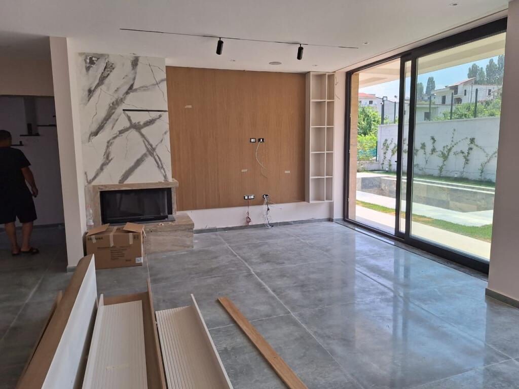 3-Storey Villa For Rent