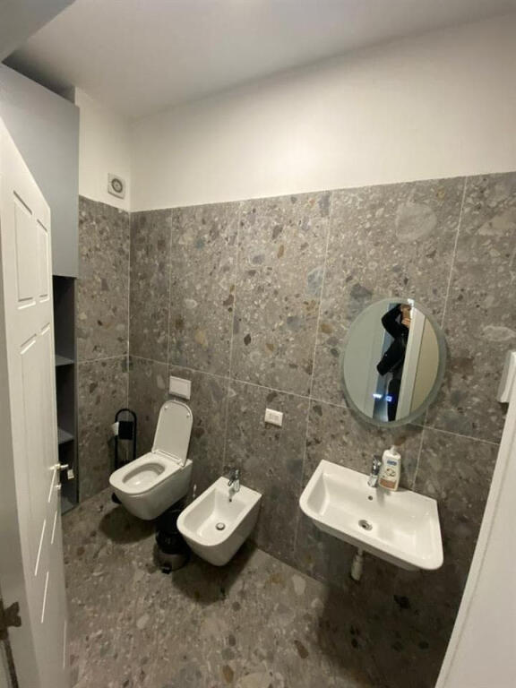 Office for Rent 2+1 at Square 21 (ID BZ2451) Tirana