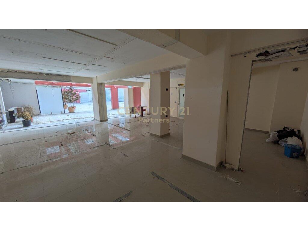 🏢 Apartment for Sale | Malaysian Buildings – Kamza Turn, Tirana