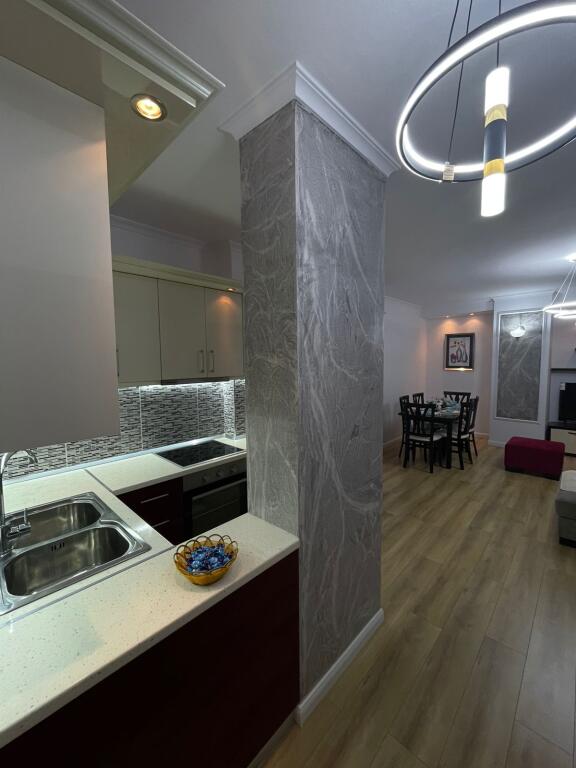 Apartment 2+1+2+balcony for sale  Kombinat, Glass Street