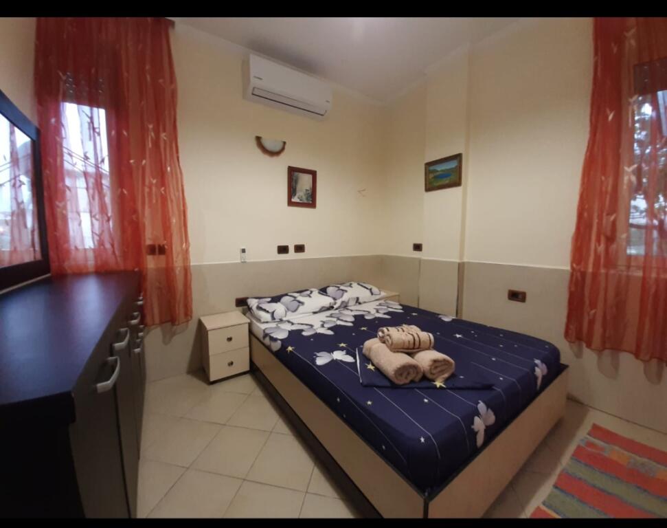 Appartamento 1+1 Sopra Kristali (Comm/Kodra e diellit)