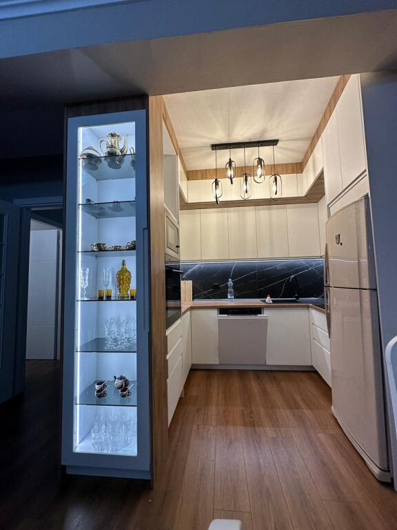 RENT 2+1 Center 750 Euro