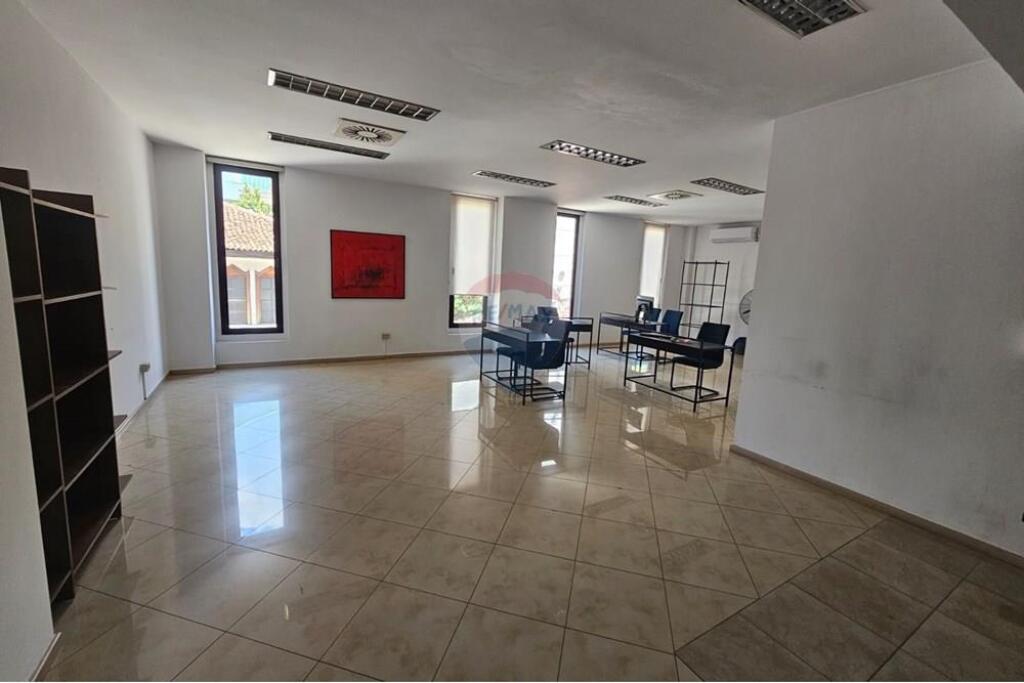 Office for rent at Torre Drin Tirana Center !
