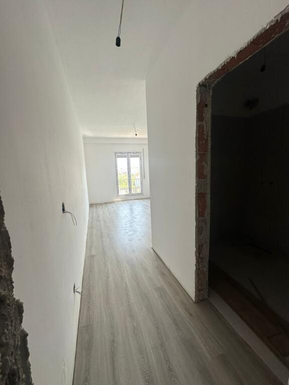 Apartament ne shitje 3+1+2+post parkimi