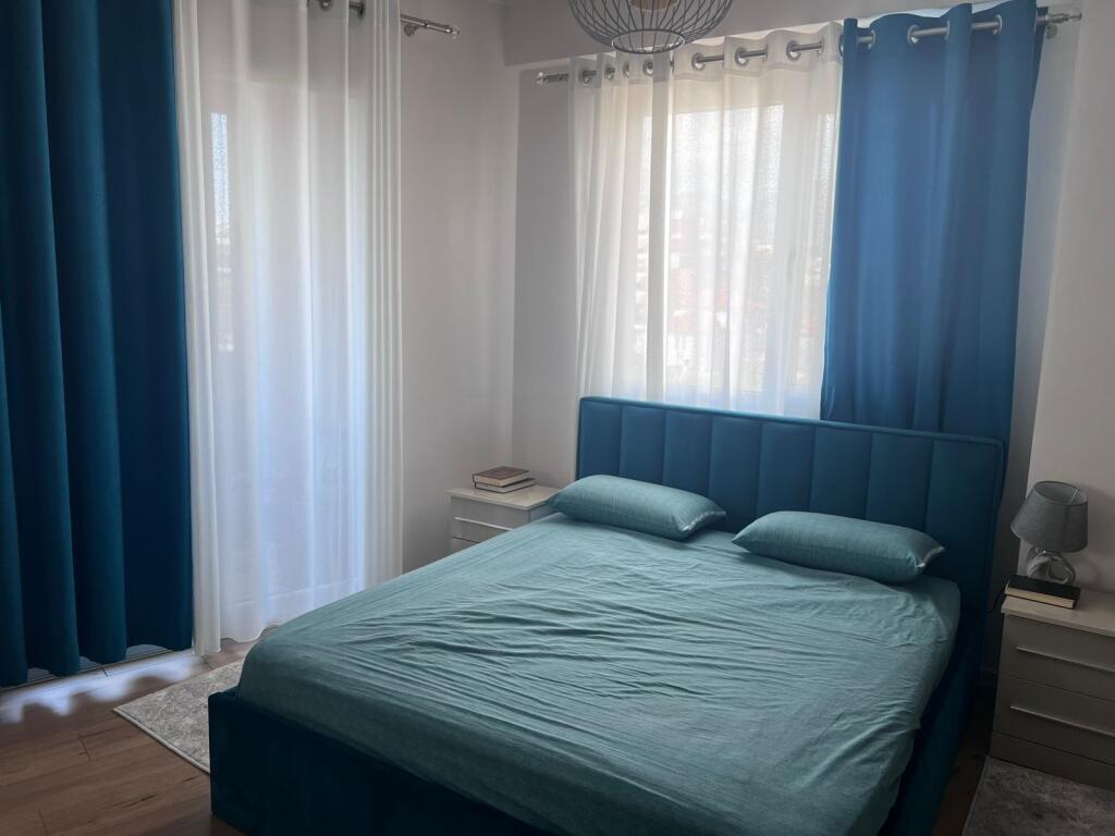 Apartament me qera 2+1