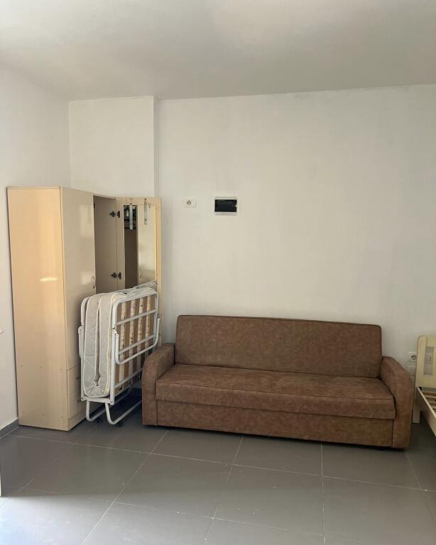 STUDIO APARTMENT 200 EURO ASTIR.
