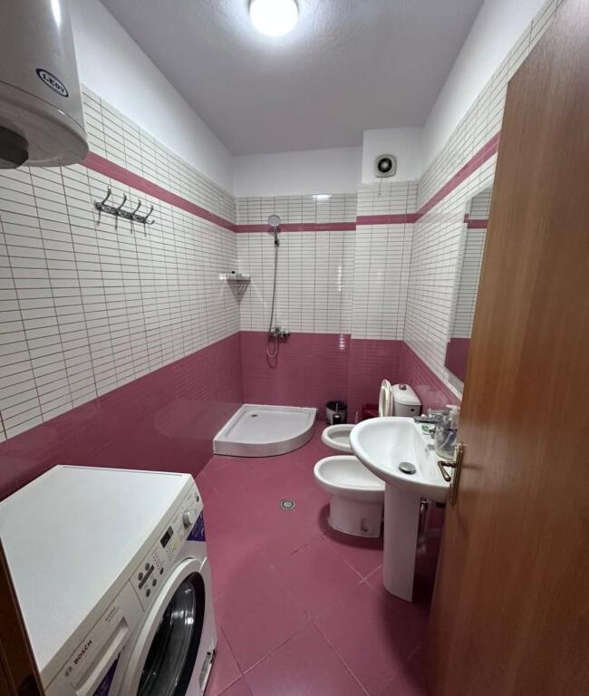APARTAMENT ME QIRA 2+1+P -TE SPITALET