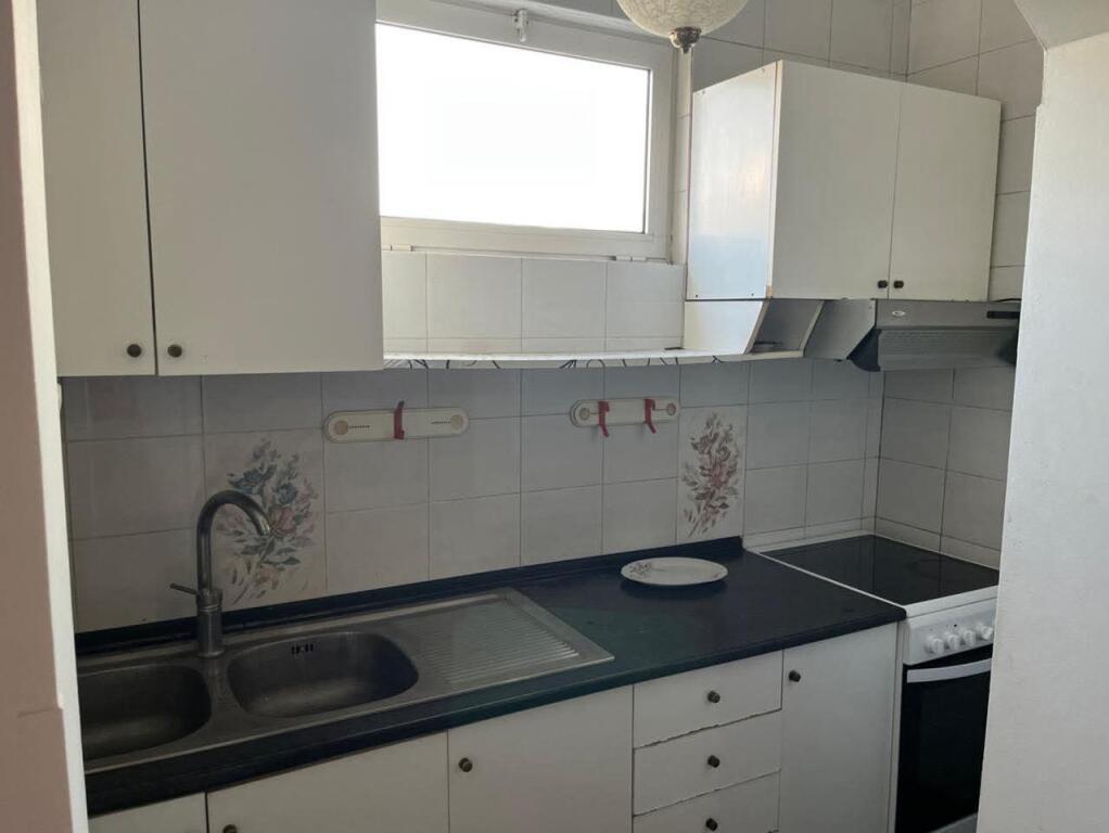 Jepet Me Qera Apartament 2+1+1 Ballkon