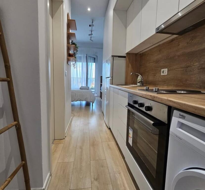 21 December, Kontakt Complex Studio apartment for sale, super invested.