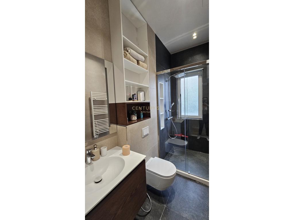 🏡 3-Bedroom, 2-Bathroom Apartment + Storage Room for Sale – Dry Lake Area