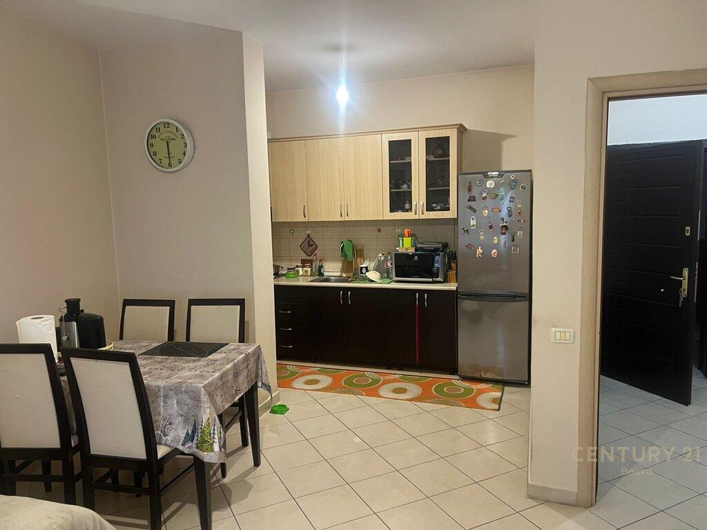 Apartment 1+1 for sale near Çabej-Yzberisht buildings! 115,000 €