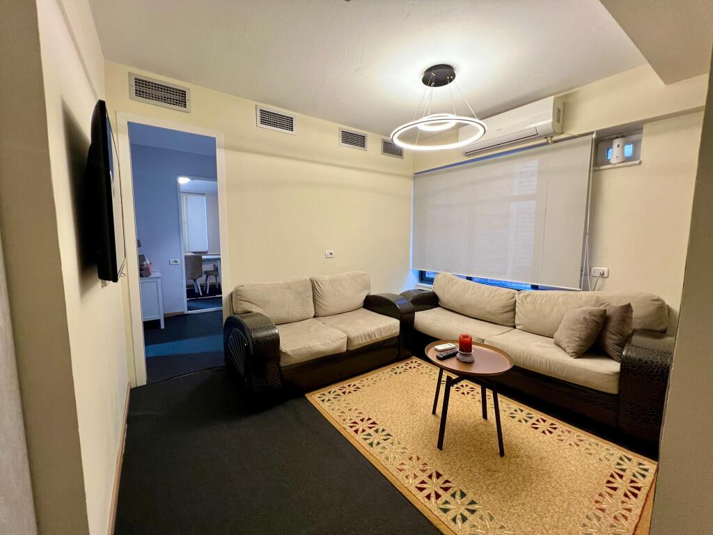 Qira, Apartament 1+1, ”Qendër” , Tiranë.