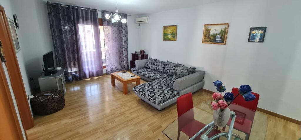 FOR RENT 2+1 APARTMENT IN LAPRAKE