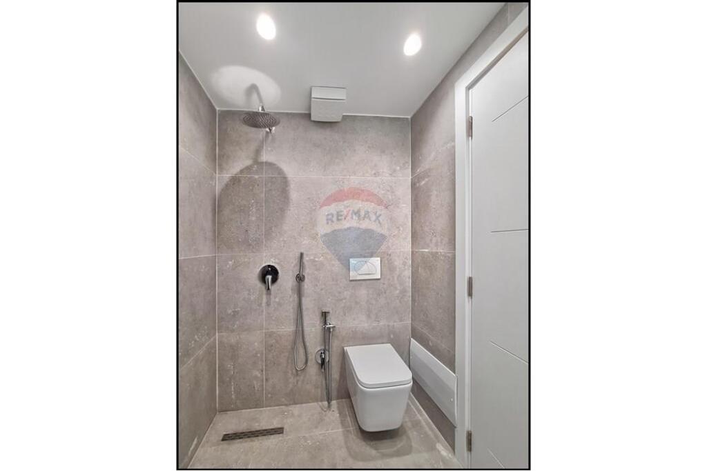Apartment 2+1 + Studio on 21 Dhjetori