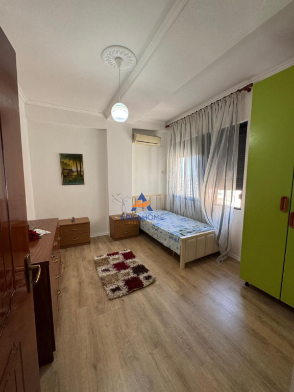 SHITET APARTAMENT 2+1+BALLKON " 5 MAJI" 135.000 EURO