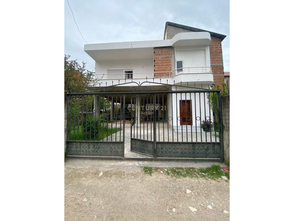 AFFITTIAMO IL SECONDO PIANO DI UNA VILLA, ASTIR!