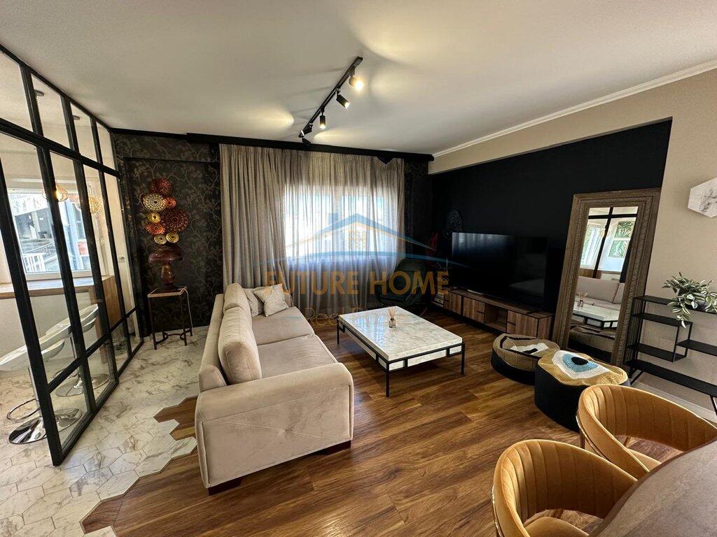 Shitet apartament 2+1+2 Kopshti Botanik