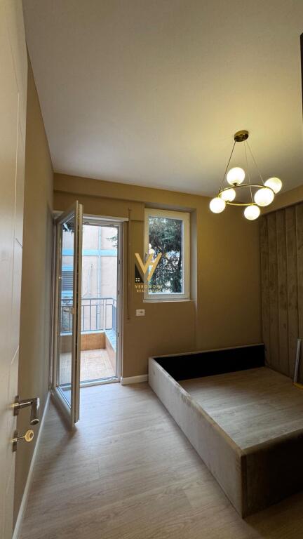 SHITET APARTAMENT 1+1 TE MATERNITETI I RI 107.000 EURO