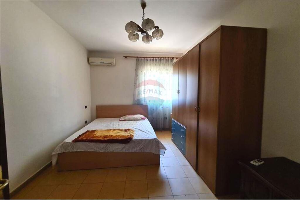 Apartment 3+1+2 for sale at Kavaja Street
