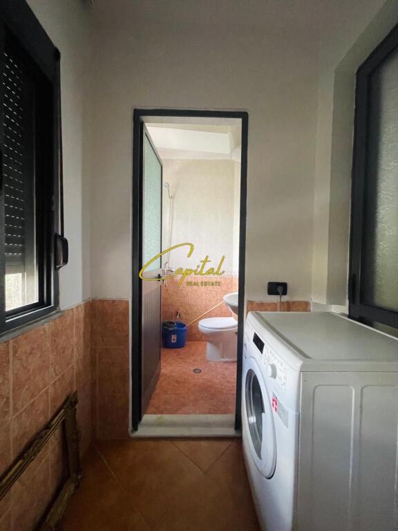 APARTAMENT ME QERA 1+1 21 DHJETORI 45.000 LEKE