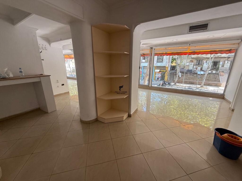 SHOP FOR RENT 112 M2 FERIT XHAJKO 1100 EURO