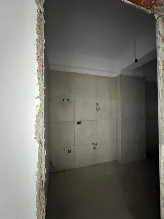 Apartament ne shitje 3+1+2+post parkimi