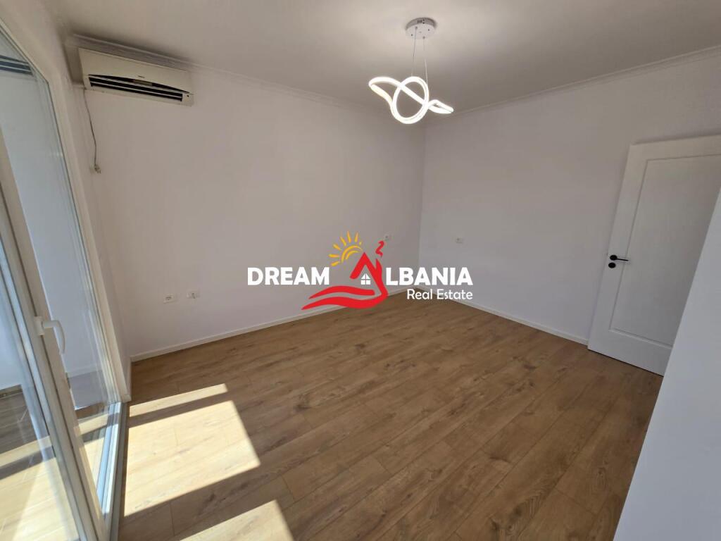 Apartment 2+1 for Sale on Bardhyl Street Main Road (ID 4129533)