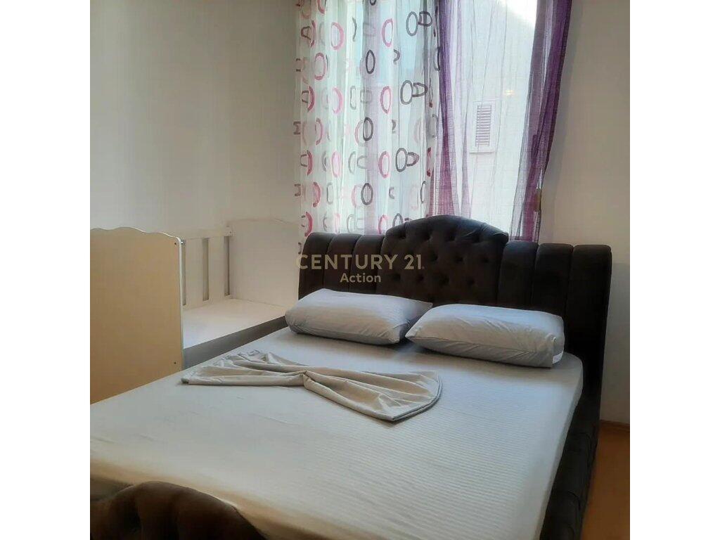 🏡 Apartament 2+1+2 me Qira – Pranë Kopshtit Zoologjik &amp; Vetëm 5 Minuta nga Liqeni i Tiranës