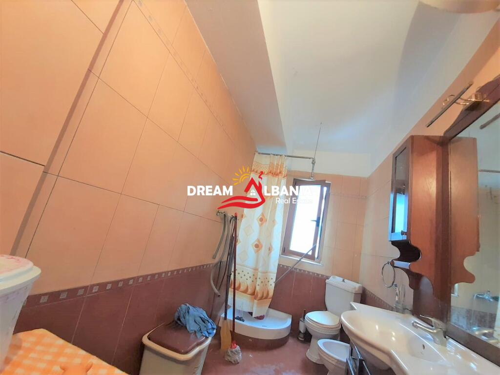 Affittasi appartamento 2+1 vicino al Mercato Nuovo in via Tefta Tashko Koco (ID 4229307)