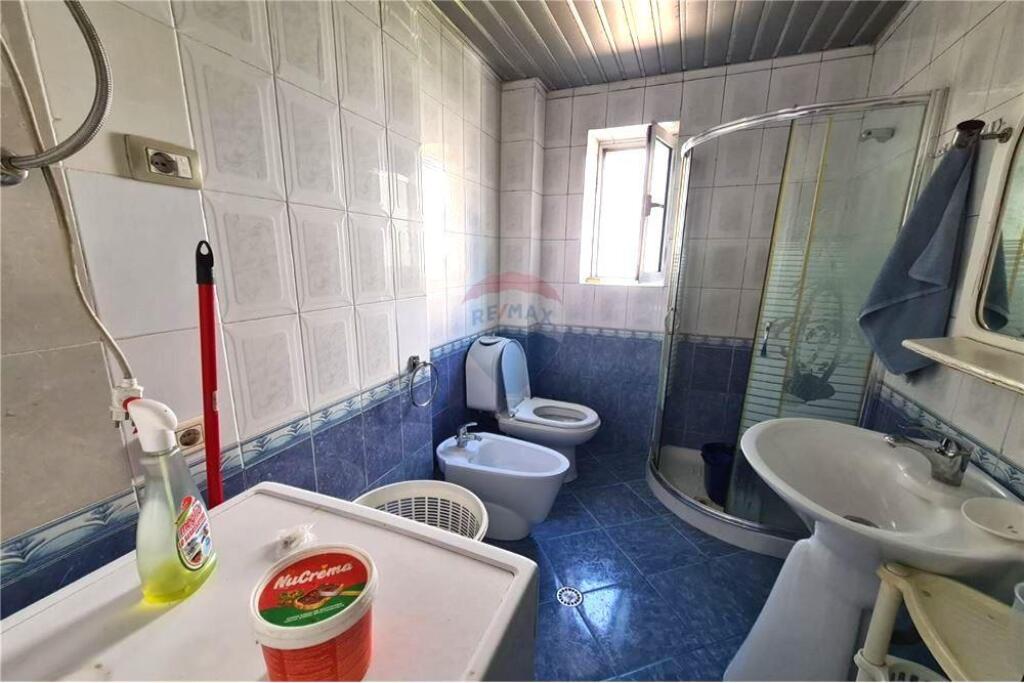 Apartment 3+1+2 for sale at Kavaja Street