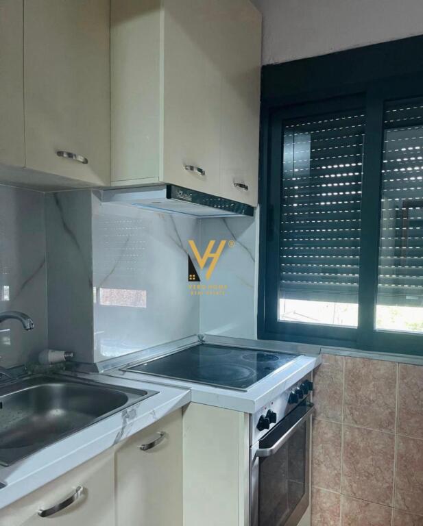AFFITTASI APPARTAMENTO 1+1+BLK IN AFFITTO IN VIA 21 DICEMBRE 45.000 LEKE