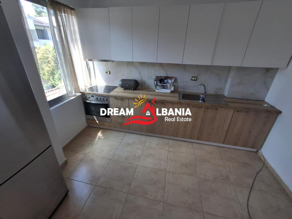 Appartamento in affitto 2+1 vicino alla Scuola Rreze Drite Sauk Tirana ID (42115334)